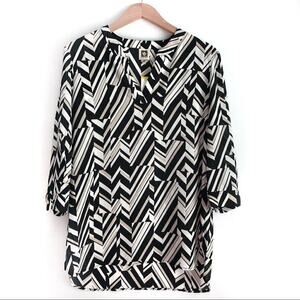 NWT Ann Klein geometric patterned blouse top oyster shell multi sheer small